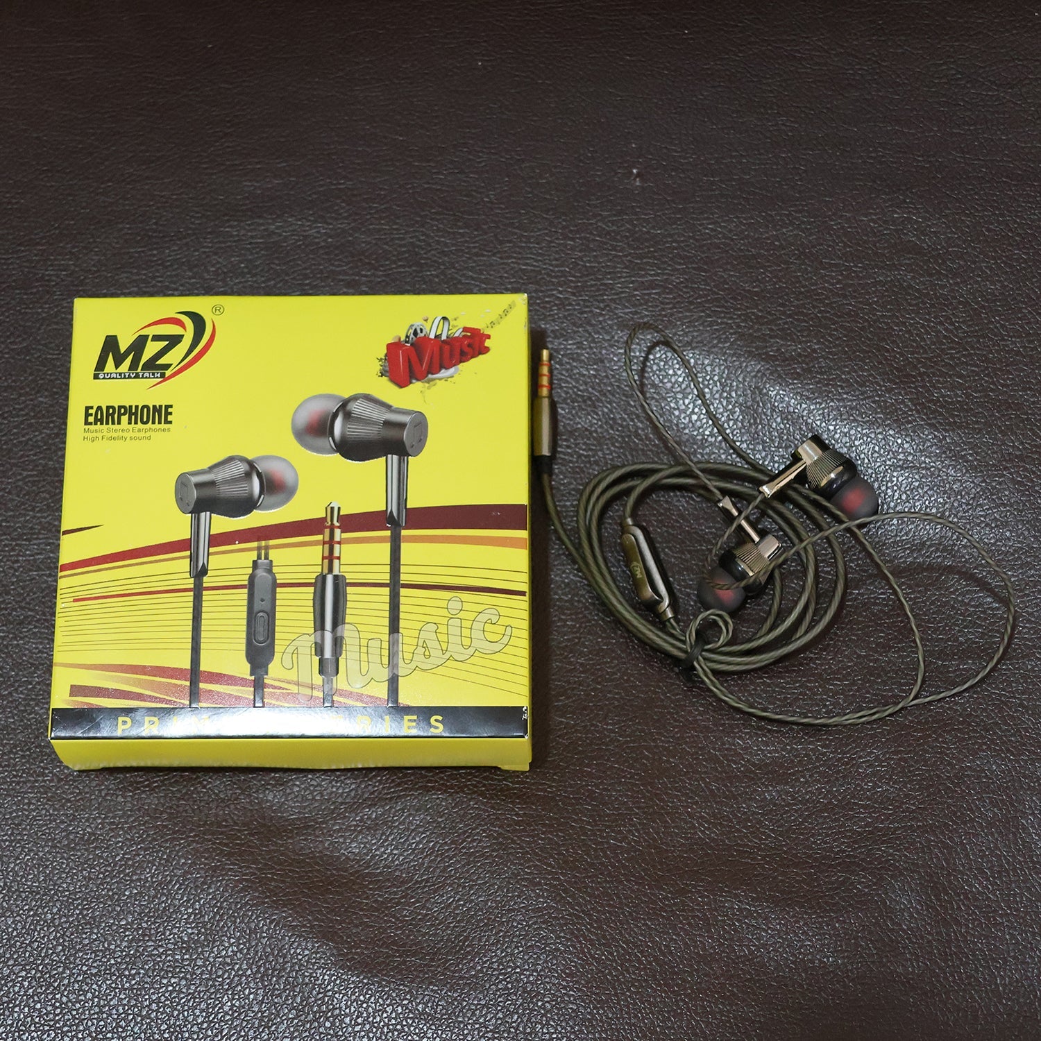 High Quality Wired Earphones High Quality Wired Earphones